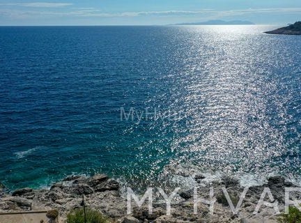 Hvar, Splitsko-dalmatinska 21450
