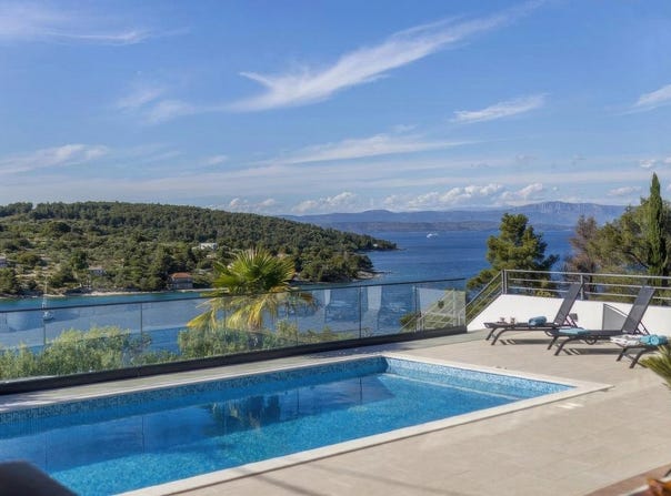 Nečujam, Split-Dalmatia County 21430