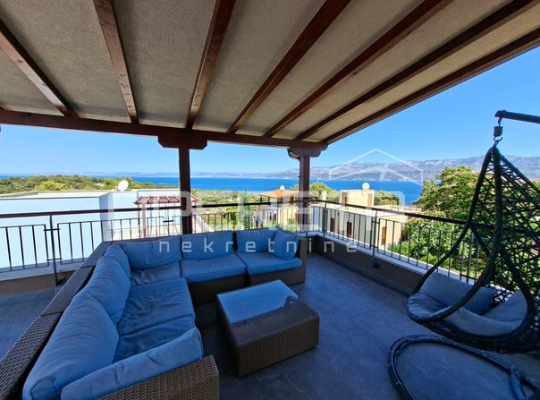 Supetar, Split-Dalmatia County 21410