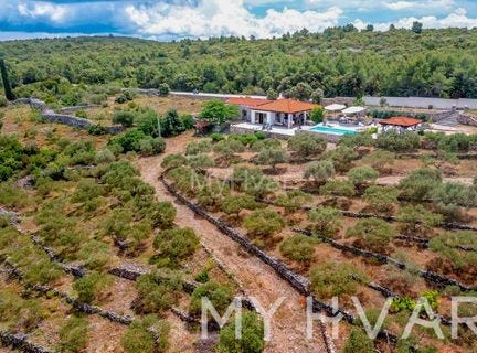 Stari grad, Splitsko-dalmatinska 21467