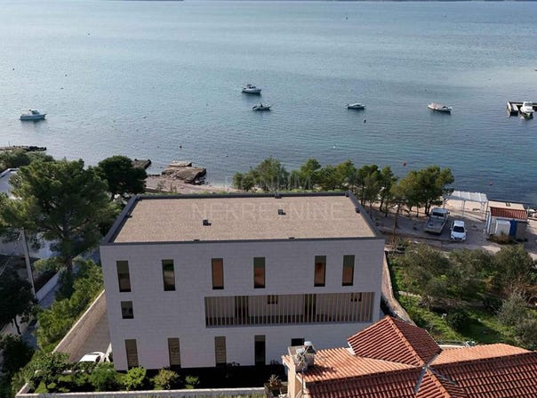 Šibenik - Okolica, Šibenik-Knin County 22010