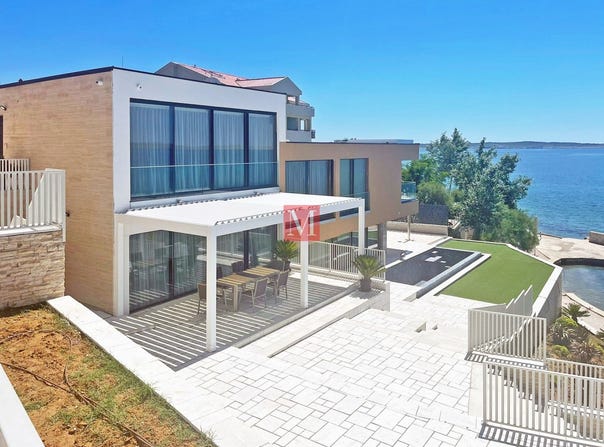 Zadar, Zadar County 23000