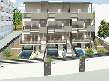 Kastel Luksic, Splitsko-dalmatinska 21217