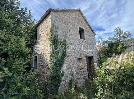 Stari Grad, Splitsko-dalmatinska