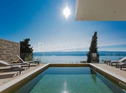Omiš, Splitsko-dalmatinska 21317