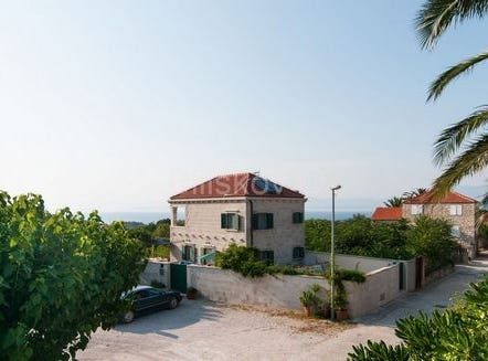 Supetar, Splitsko-dalmatinska 21400