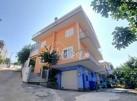 Trogir, Splitsko-dalmatinska