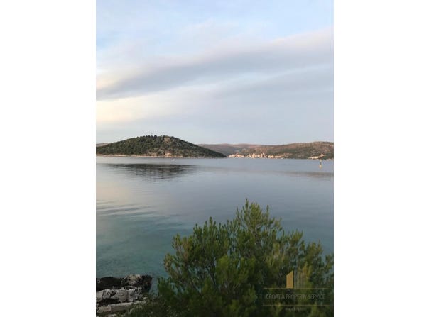 Ražanj, Šibenik-Knin County 22203
