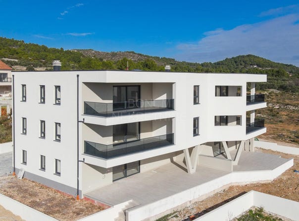 Tribunj, Šibenik-Knin County 22240