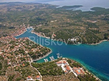 Brac, Splitsko-dalmatinska 21405