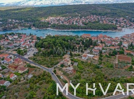 Stari grad, Splitsko-dalmatinska 21460