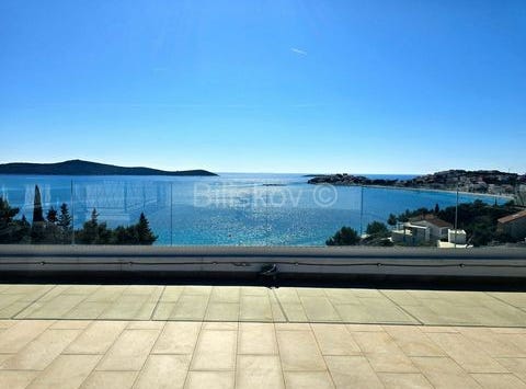 Marina, Splitsko-dalmatinska 21222