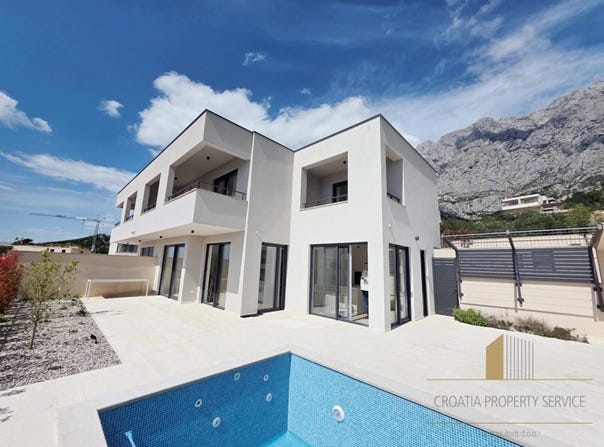 Veliko Brdo, Split-Dalmatia County 21300
