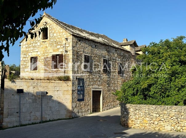 Supetar, Supetar, Split-Dalmatia County