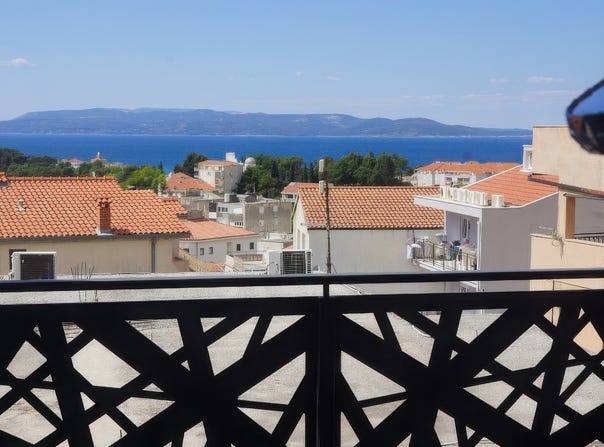 Makarska, Split-Dalmatia County 21300