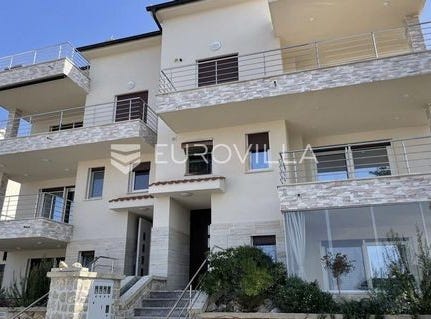 Omis, Splitsko-dalmatinska