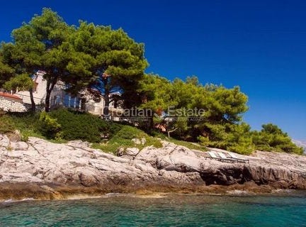 Bol, Split-Dalmatia County