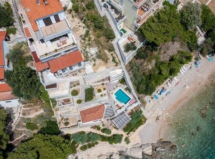 Omiš, Splitsko-dalmatinska 21310