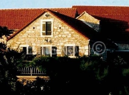 Brac, Splitsko-dalmatinska 21432