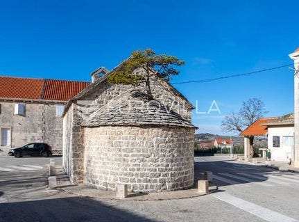 Brac, Splitsko-dalmatinska