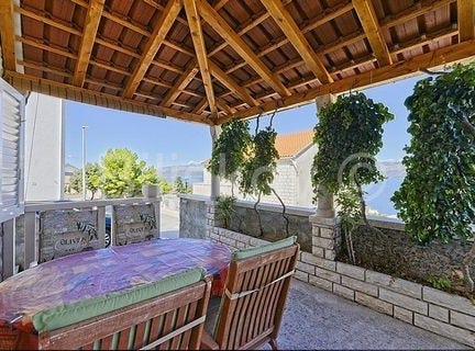 Brac, Splitsko-dalmatinska 21410