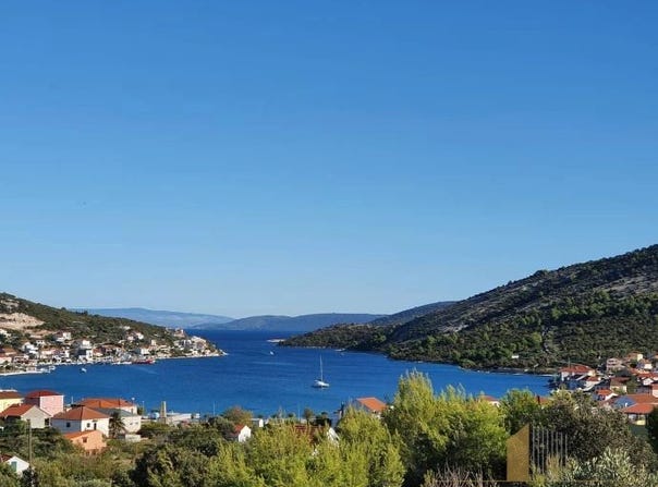 Vinišće, Split-Dalmatia County 21222
