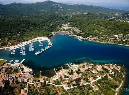 Sutomišćica, Zadarsko-kninska 23273