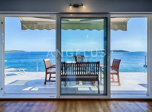 Vis, Split-Dalmatia County 21480