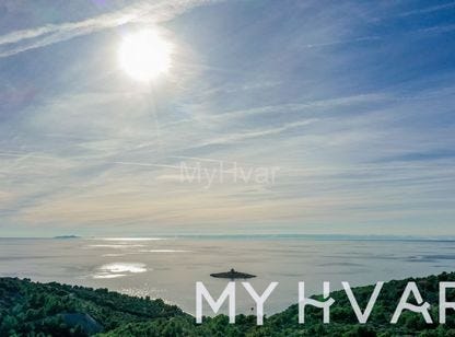 Hvar, Splitsko-dalmatinska 21450