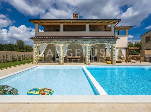 Svetvinčenat, Istria County 52342