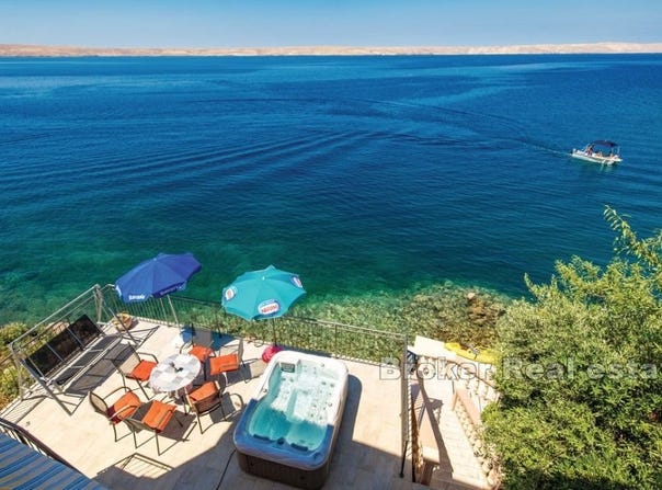 Karlobag, Lika-Senj