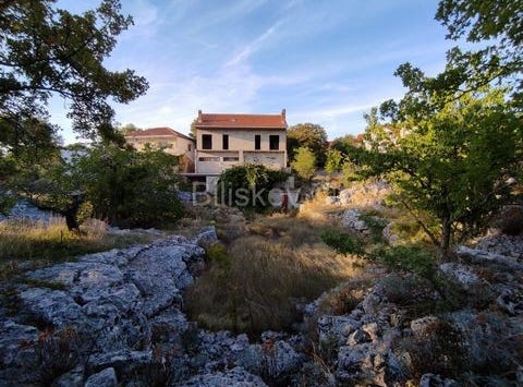 Pučišća, Splitsko-dalmatinska 21424