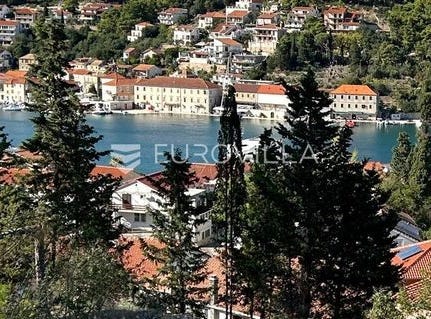 Stari Grad, Splitsko-dalmatinska
