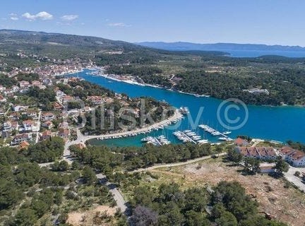 Brac, Splitsko-dalmatinska 21405