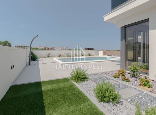 Privlaka, Zadar County 23233