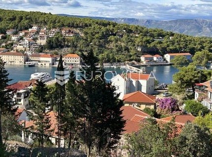 Stari Grad, Splitsko-dalmatinska