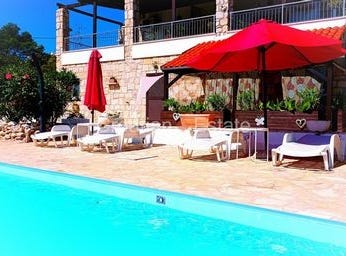 Rogač, Split-Dalmatia County 21430