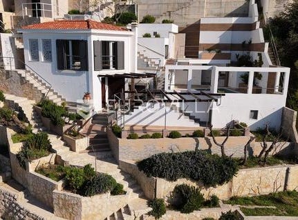 Omis, Splitsko-dalmatinska