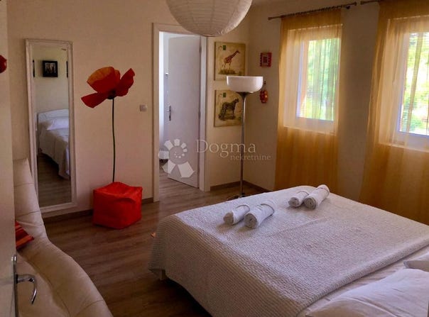 Pag, Zadar County 23250