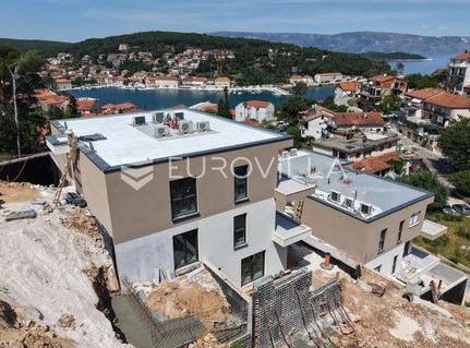 Stari Grad, Splitsko-dalmatinska