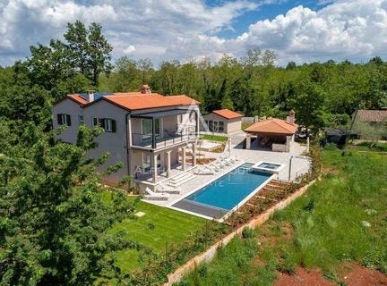 Kaštelir-Labinci, Istarska