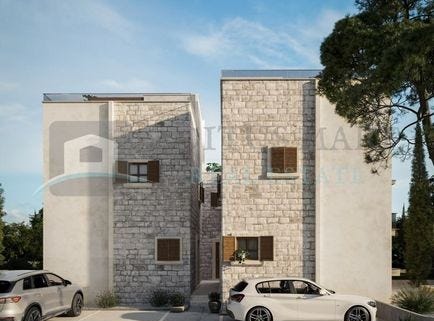 Vodice, Sibenska 22211