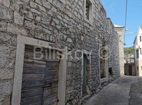 Pučišća, Splitsko-dalmatinska 21412