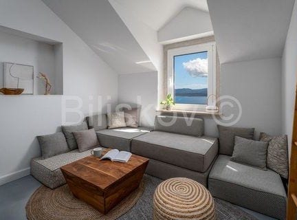 Bol, Splitsko-dalmatinska 21420