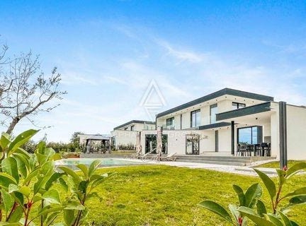 Kaštelir-Labinci, Istarska