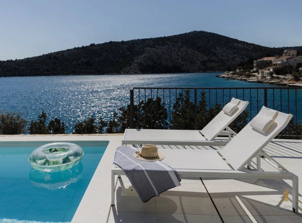 Vinišće, Split-Dalmatia County 21222