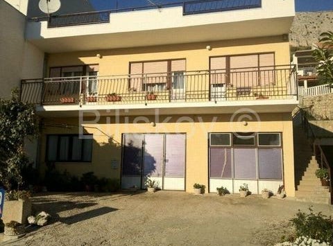 Omiš, Splitsko-dalmatinska 21317