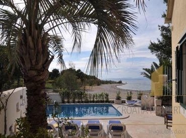 Supetar, Split-Dalmatia County 21400