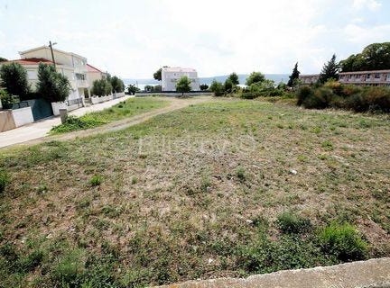Kastel Luksic, Splitsko-dalmatinska 21217
