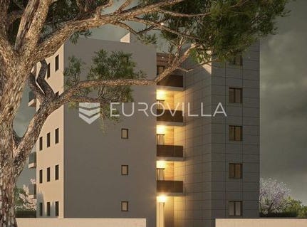 Trogir, Splitsko-dalmatinska